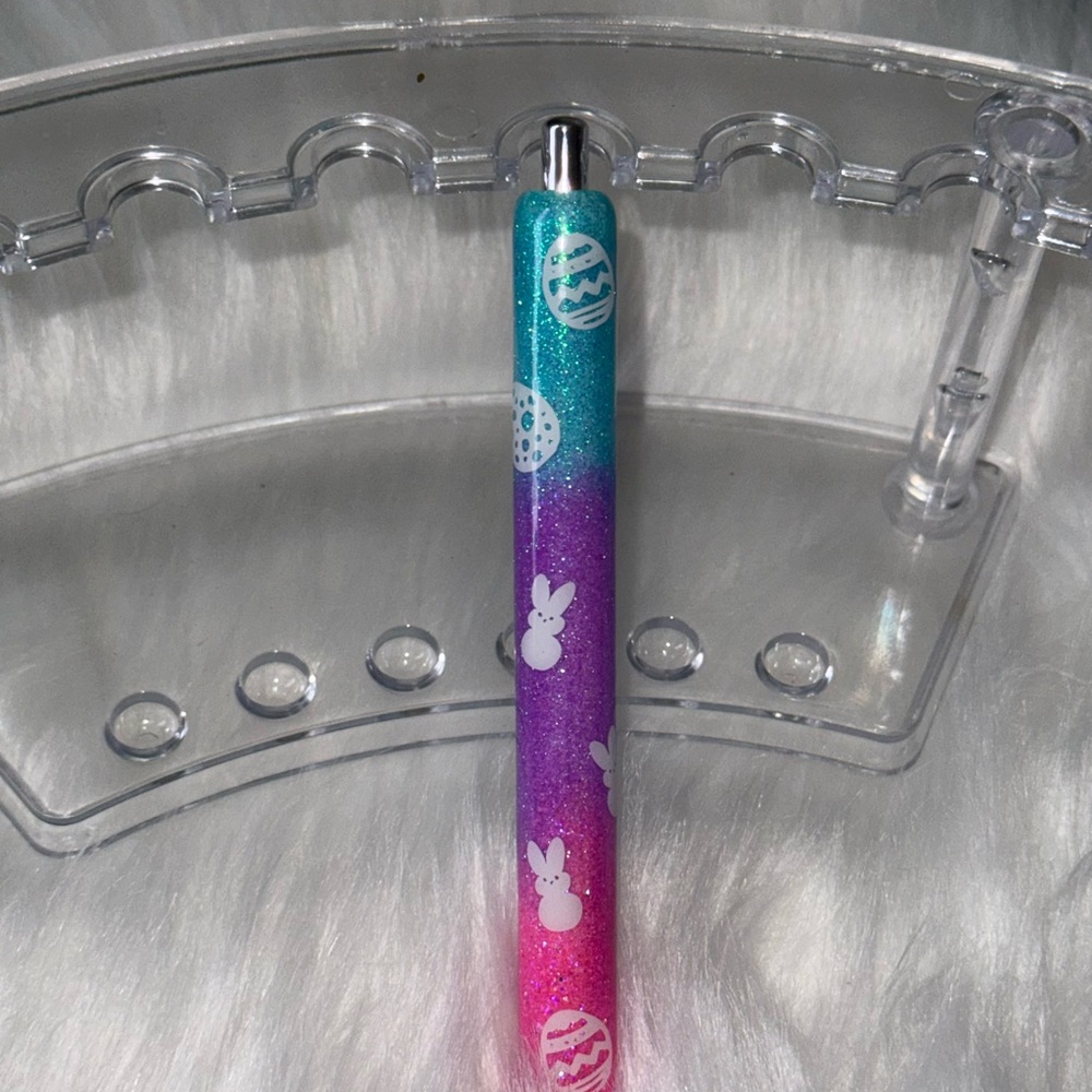 Gradient Easter Bunny Pen